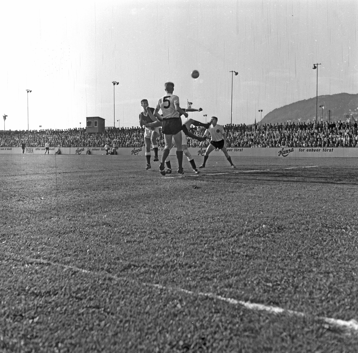 Serie.Sport. Fotball. Landskamp Norge - Skottland.
Fotografert 1963.
