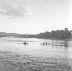Holmen/Hellefoss, 21.06.1961, laksefiske, båter med fiskere 