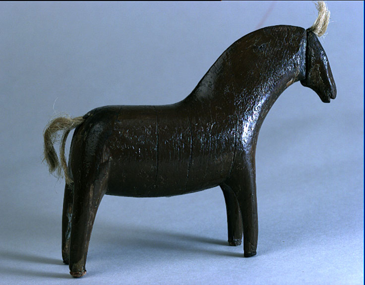 Leksaken är utformad som en häst.