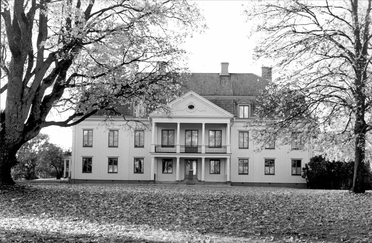 Huvudbyggnaden vid Malmsjö gård, Grödinge socken, Södermanland