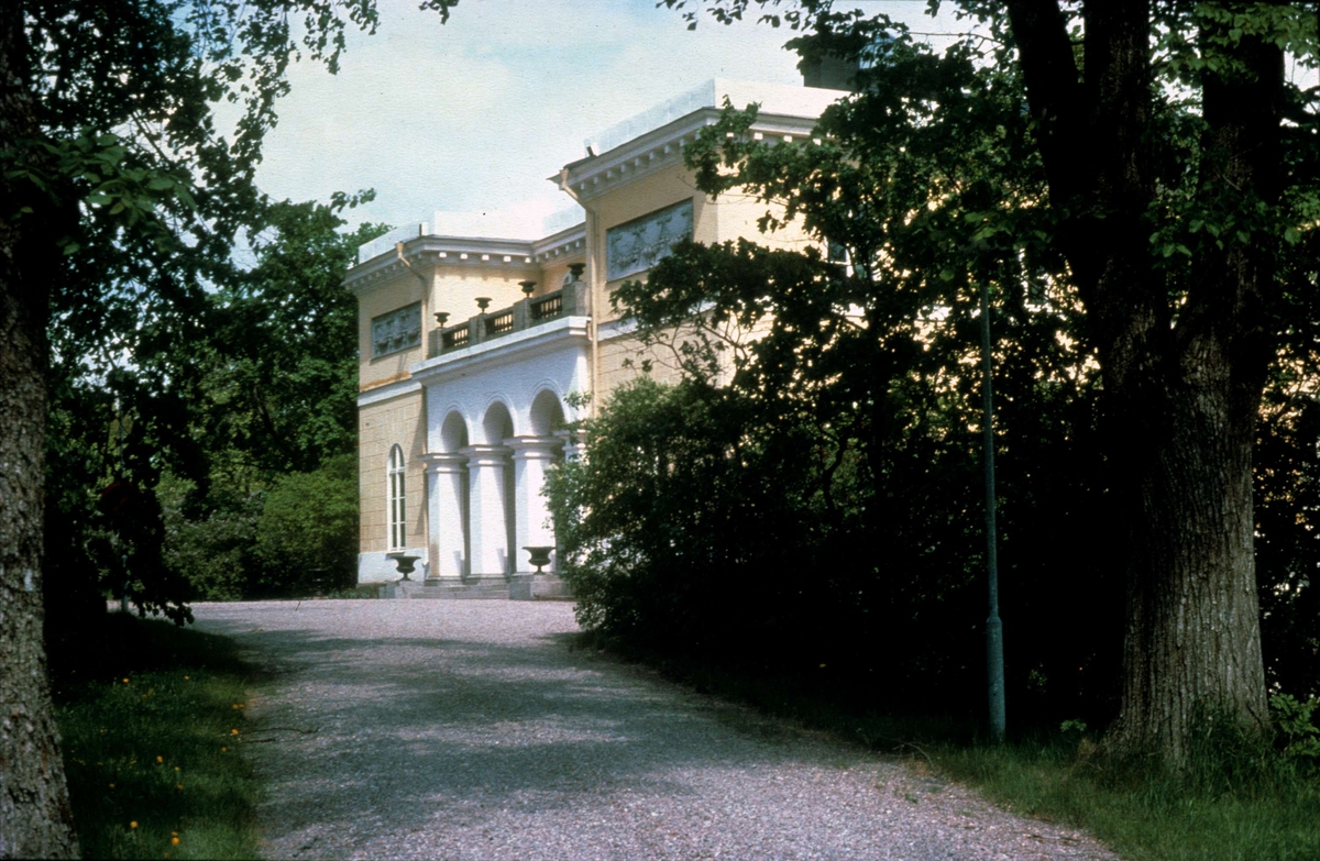 Huvudbyggnaden på Aske gård, Håtuna socken, Uppland 1976