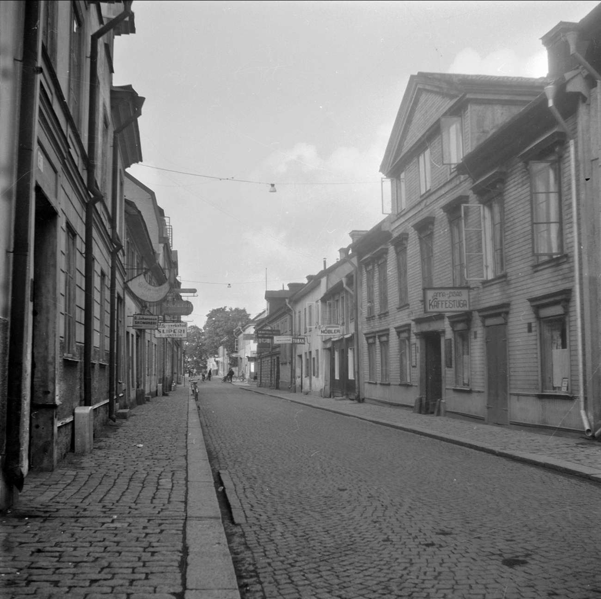 Uppsala över gården I - Dragarbrunnsgatan, Uppsala 1949