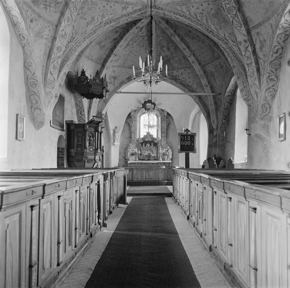 Interiör i Gryta kyrka, Gryta socken, Uppland