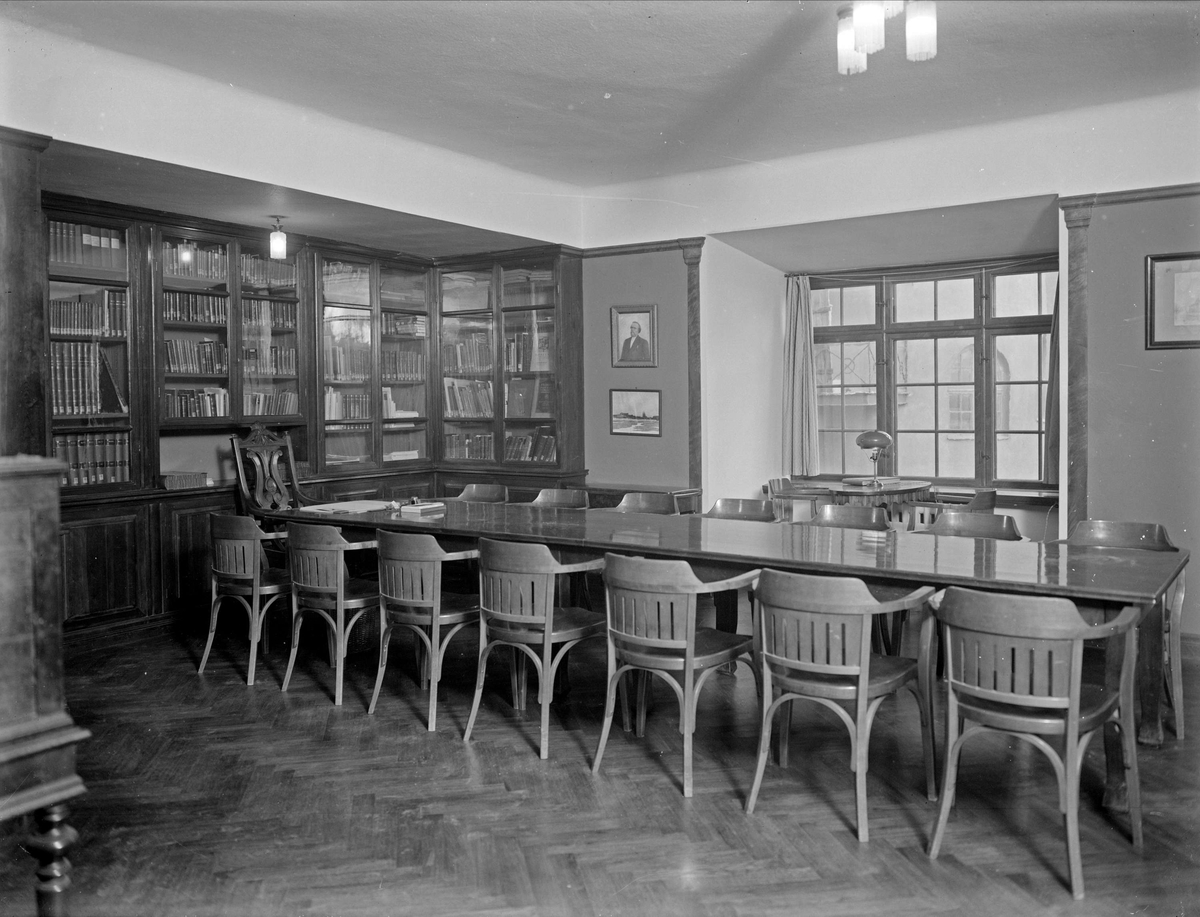Bibliotek eller sammanträdesrum, sannolikt i Uppsala