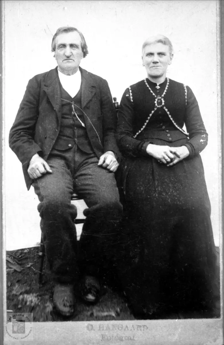 Ektepar John og Gunhild Øydne, Bjelland..