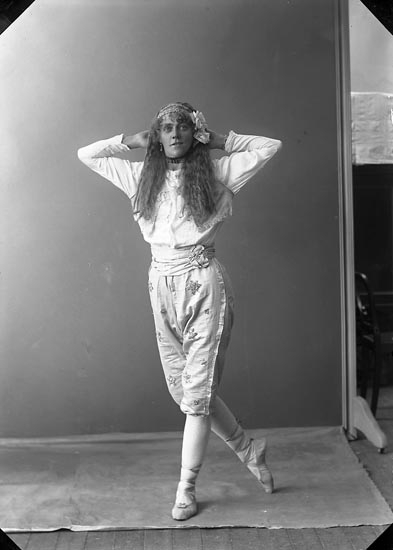 Alma Schultz, Cirkus Sarasso juni 1915