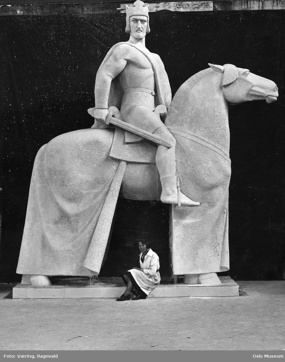 skulptur: hest, konge, rytter, kvinne, billedkunstner, skulptør