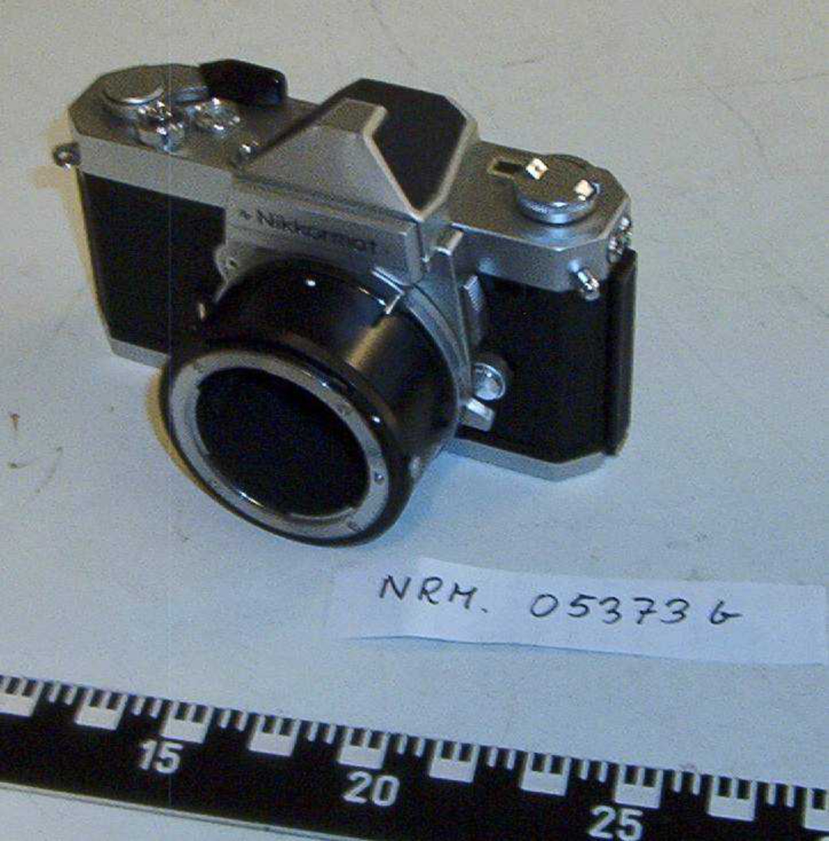 4 nikkormat fotokameraer:
NRM. 05373a - FT42744386
NRM. 05373b - FT4485898
NRM. 05373c - FT4481593
NRM. 05373d - FT4094875