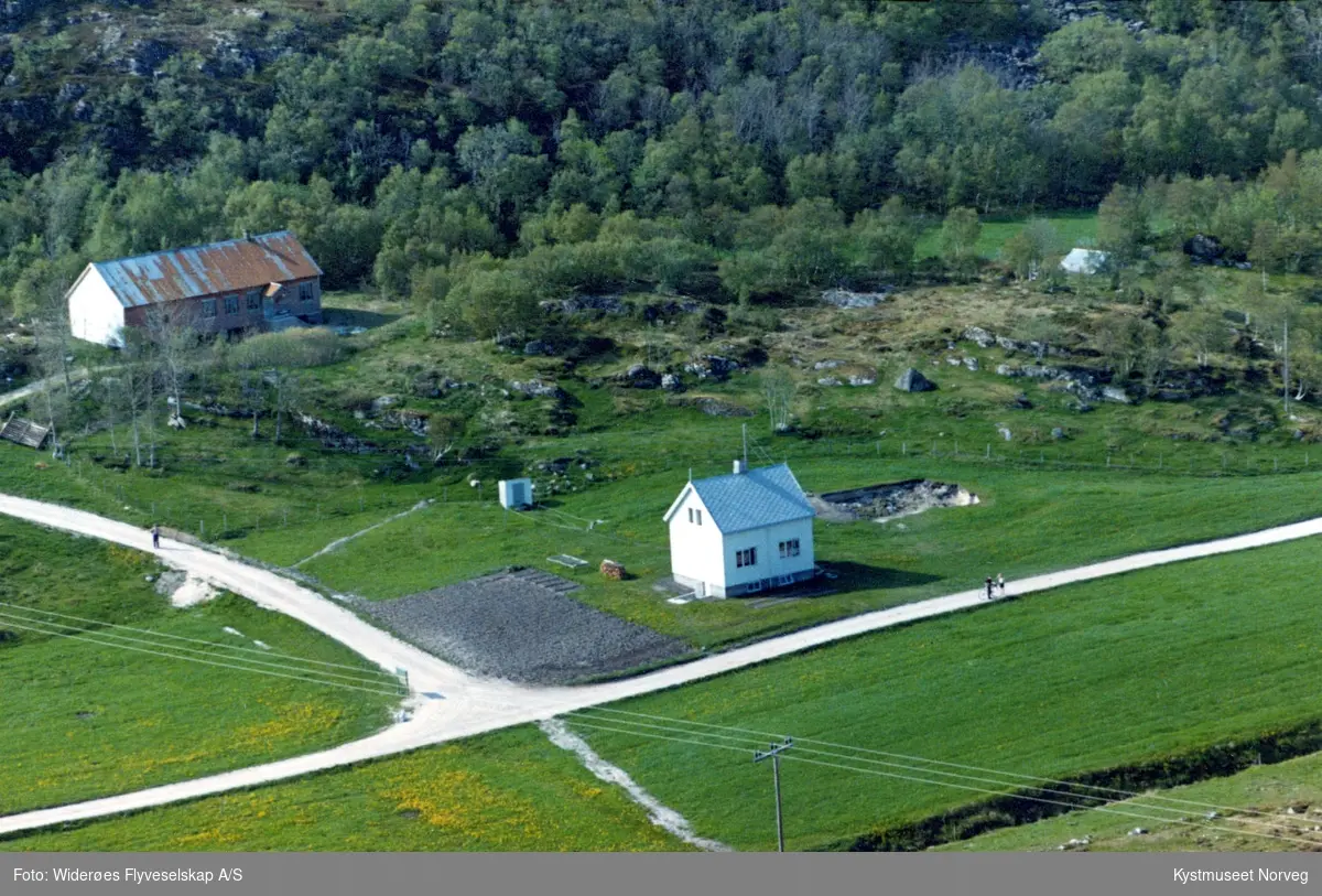 Flyfoto over huset "Tøfta", Ramstad på ytre Vikna