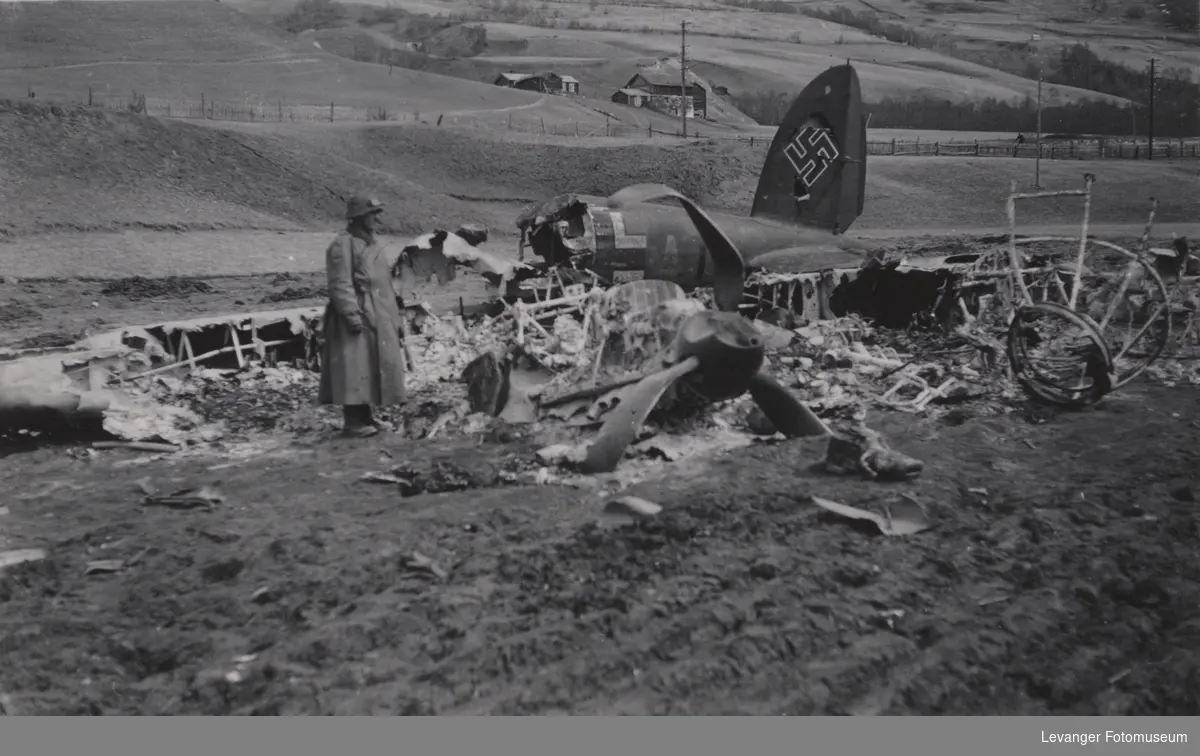 Vraket av Heinkel 111 skutt ned av britiske Skua fly 803 skvadronen. Hele mannskapet overlevde.