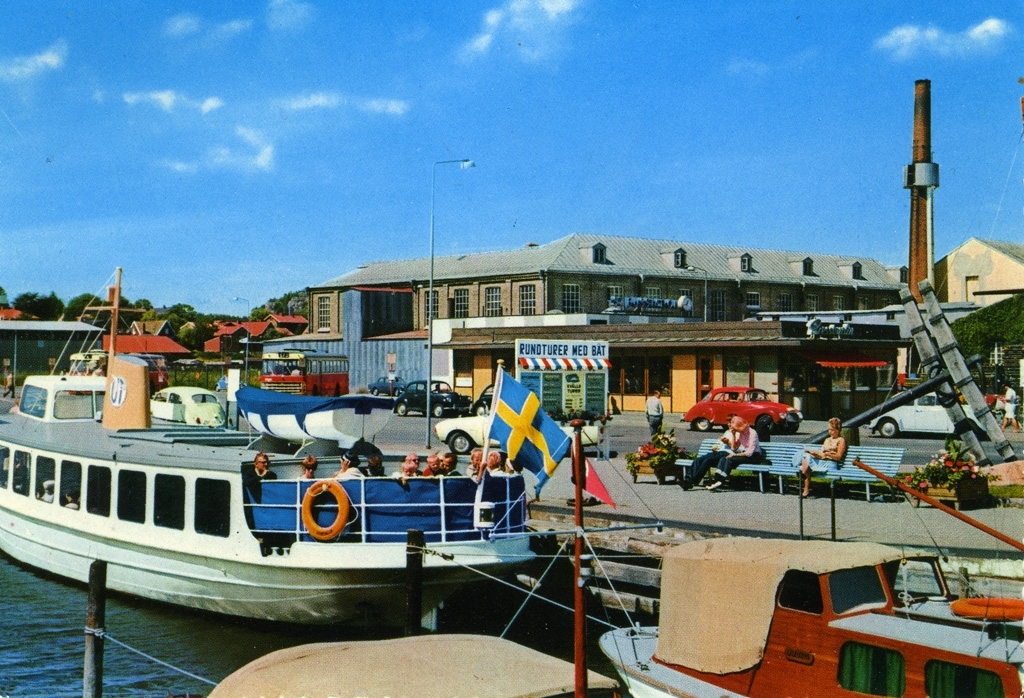 Text på kortet: "Uddevalla. Hamnen".