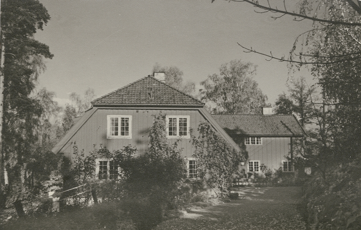 Arkitekt Arnstein Arnebergs eget hus [Fotografi] Nasjonalmuseet