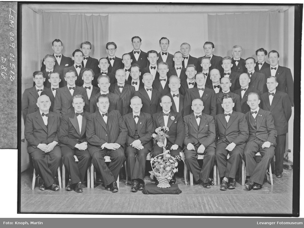 Medlemmer i Steinkjer Arbeiderkor, 1949