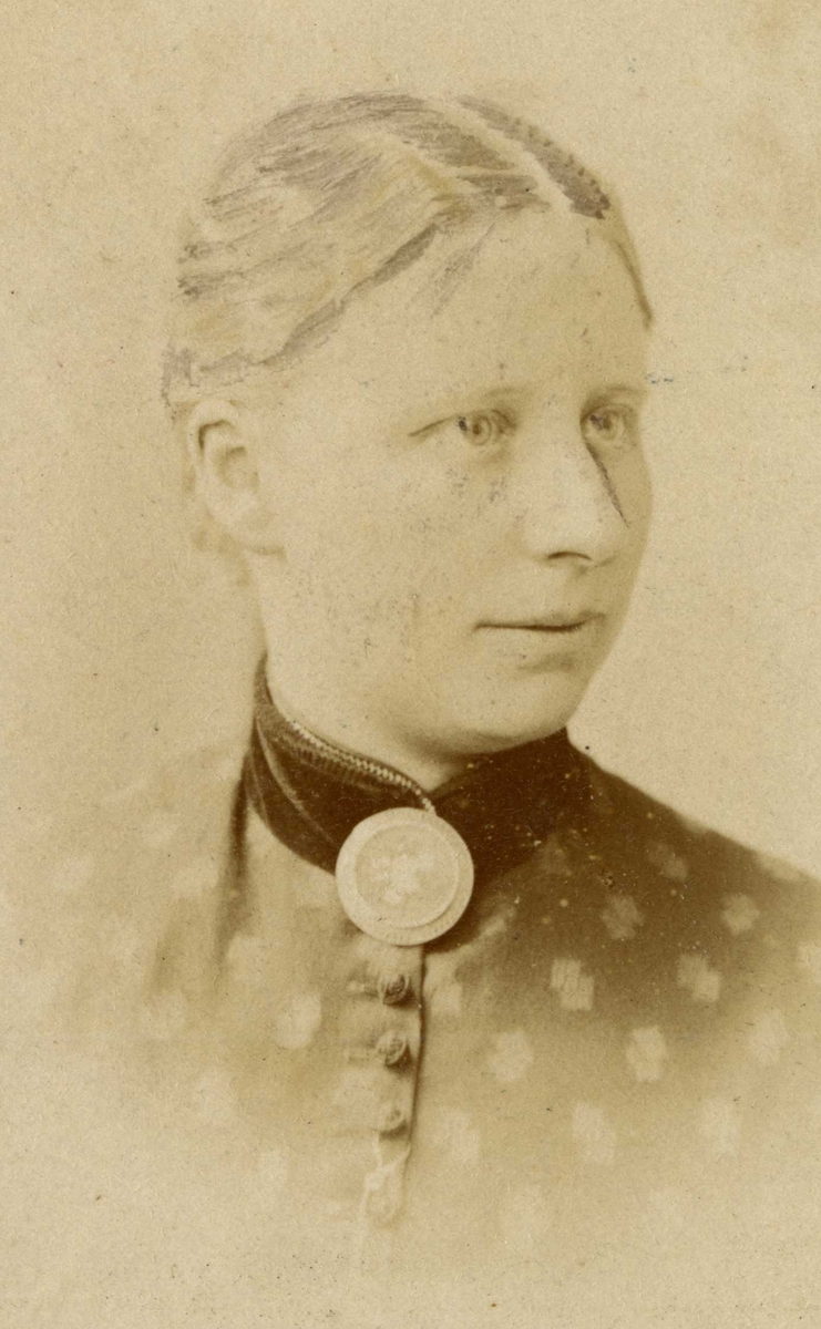 Caroline Magnine Homann, 1886.