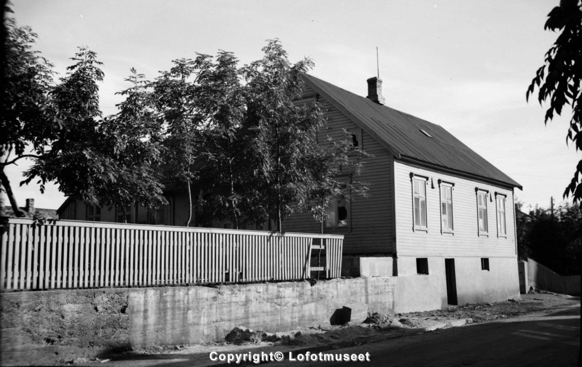 Svolvær, 1950. Den gamle folkeskolen.