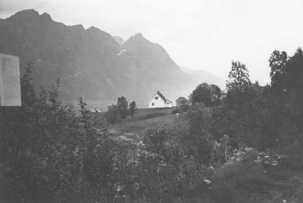 Parti fra Lavangen. Bildet er tatt på Skjelnes mot Reitetindan.