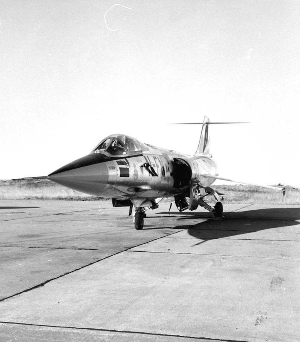 Et fly på bakken. F-104G Starfighter.