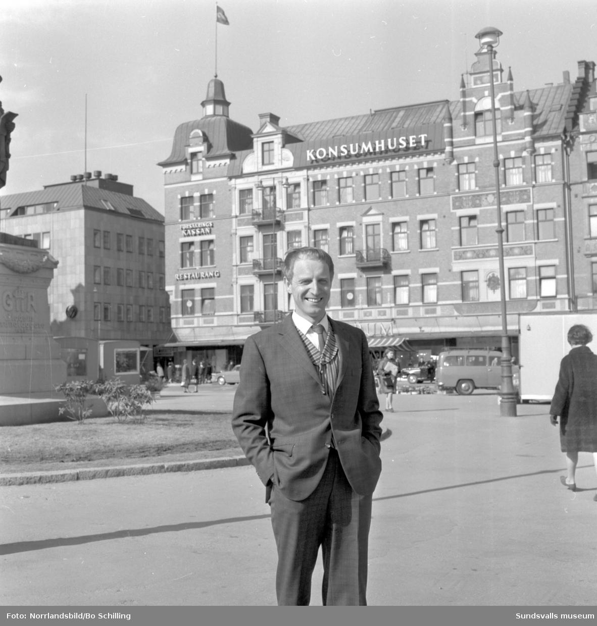 Tore Bryneholt på Stora torget i Sundsvall.