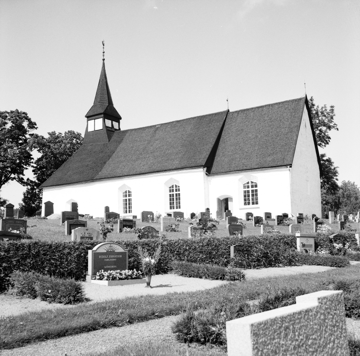 Ölmstad kyrka