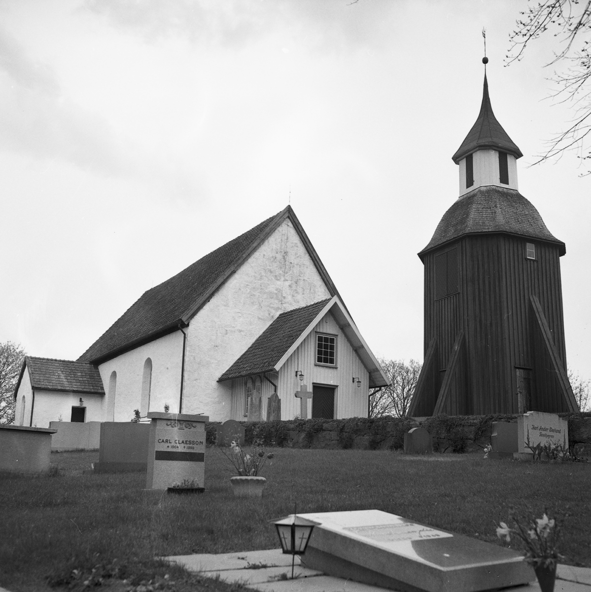 Månstad kyrka