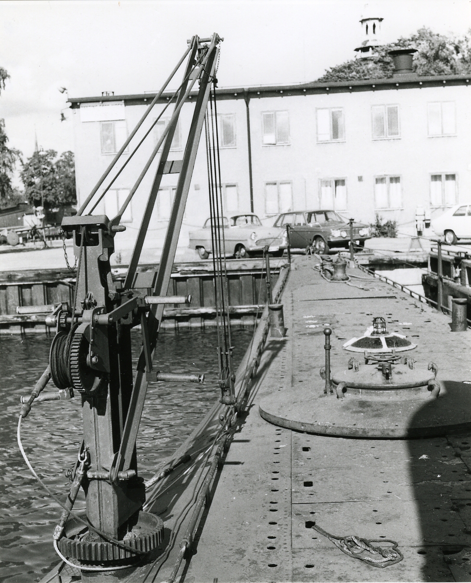 Foto visande torpedkran ubåten "Neptun".