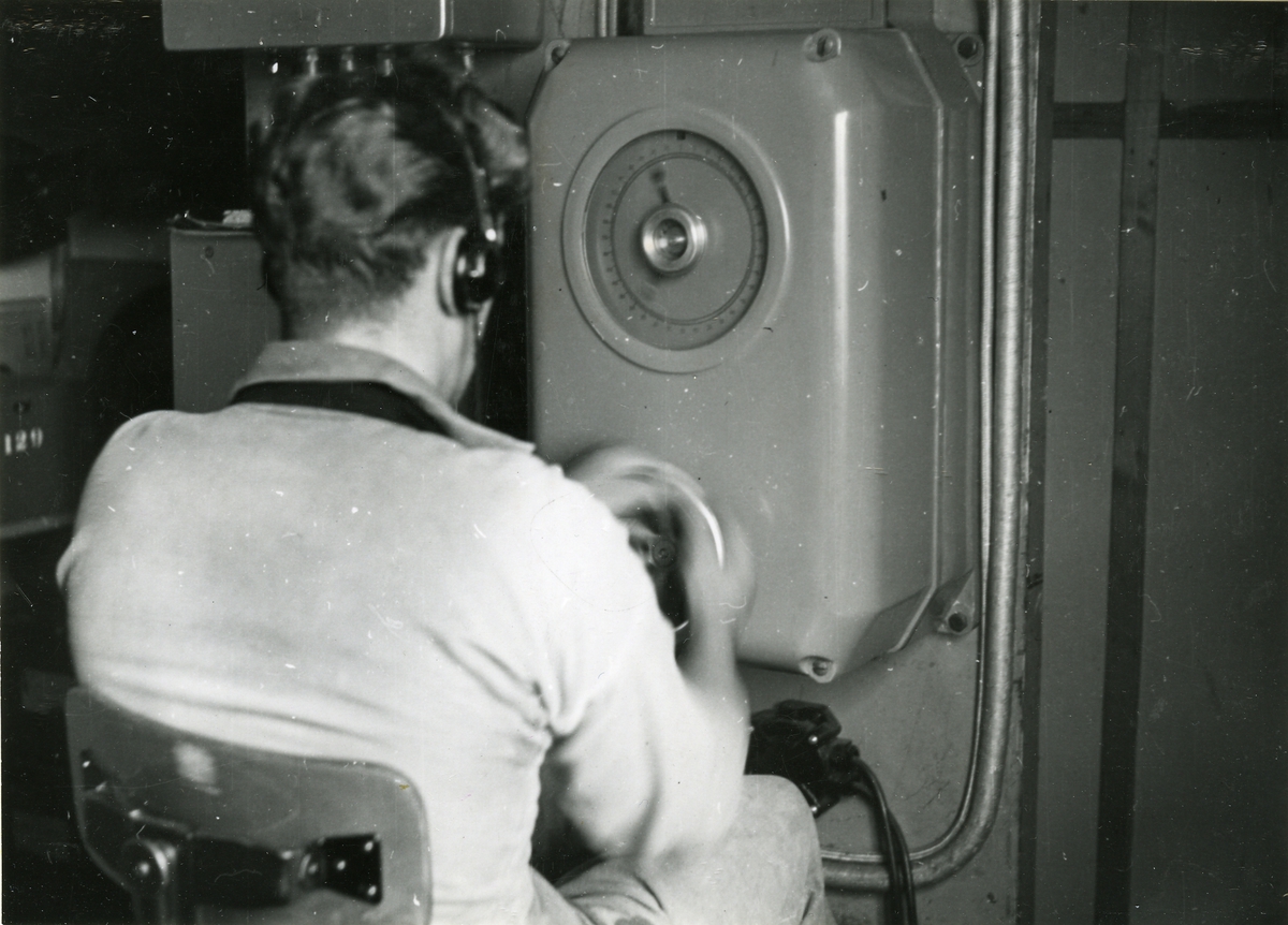 Hydrofonist i arbete, år 1943.