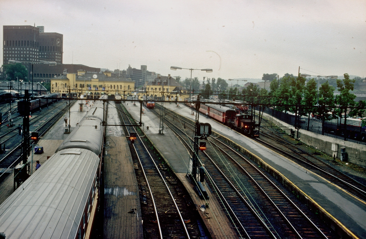 Oversiktsbilde over Oslo V, Vestbanen, Vestbanestasjonen.