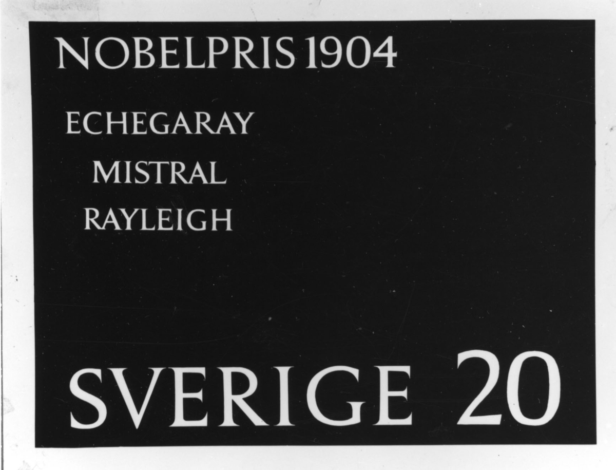 Frimärksförlaga till frimärket Nobelpristagare 1904, utgivet 10/12 1964. Originalteckningar och skiss. Konstnär: Stig Åsberg (1909- ). (I Postmuseums samlingar). Valör 20 öre.
