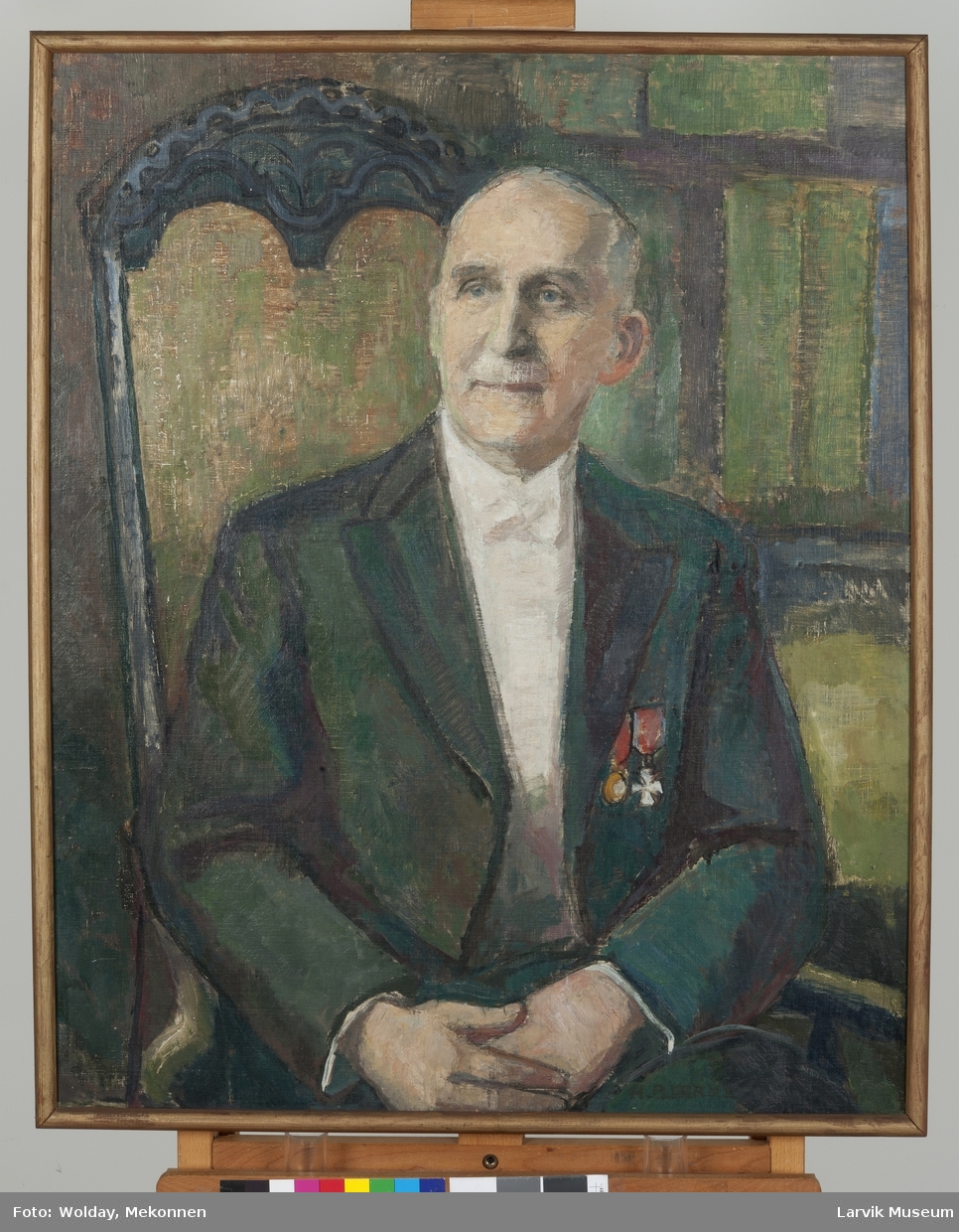 Hans Teilmann Hansteen var grunnpilaren for det som er av innsamlede gjenstander i Herregården i Larvik. I 40 år arbeidet han med innsamling.
