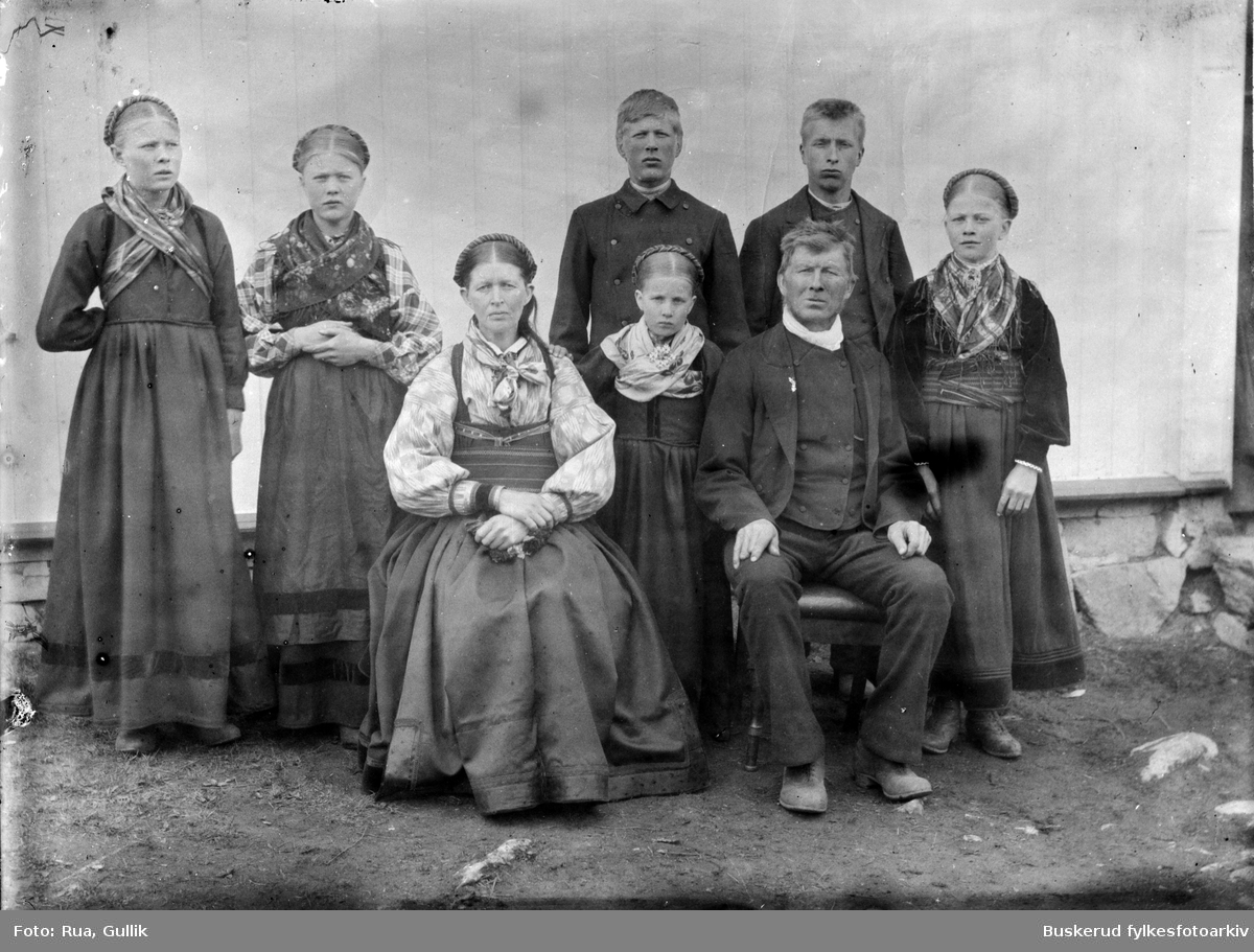 Jon Lie med sin familie
1897