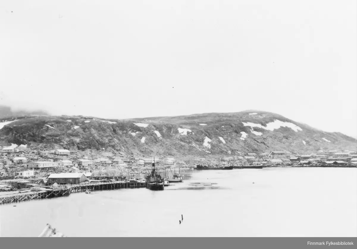 'Utsikt fra kapellet over Hammerfest, juni -46.'