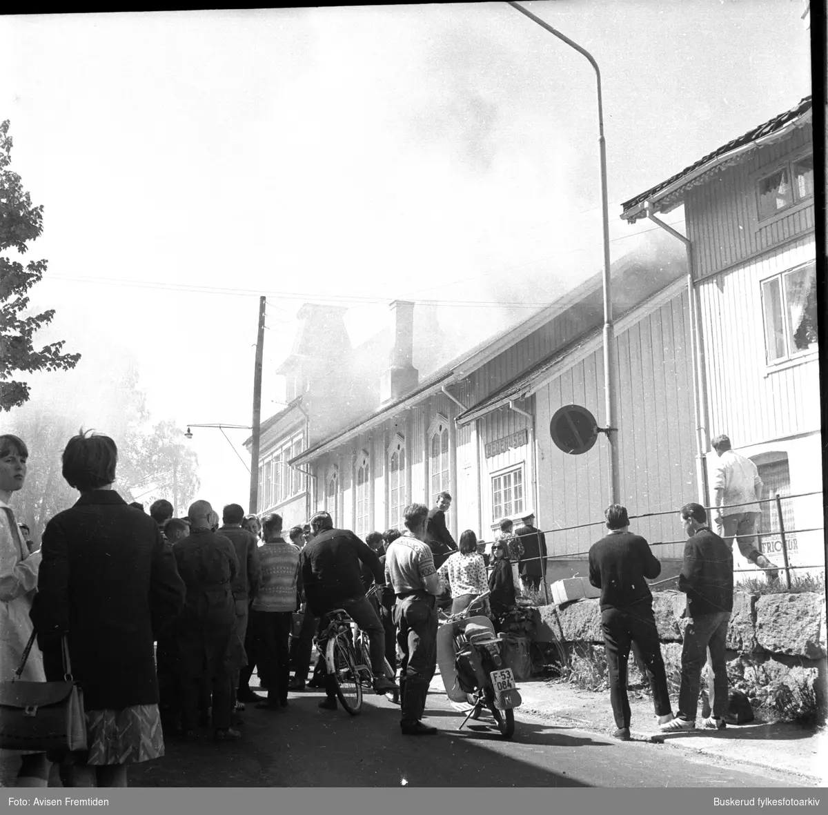 Brann i Askveien, i bedehuset. i Hønefoss 
14. juni 1967
pressebilder
Brannbil
øvers i Stangsgate mot Askveien