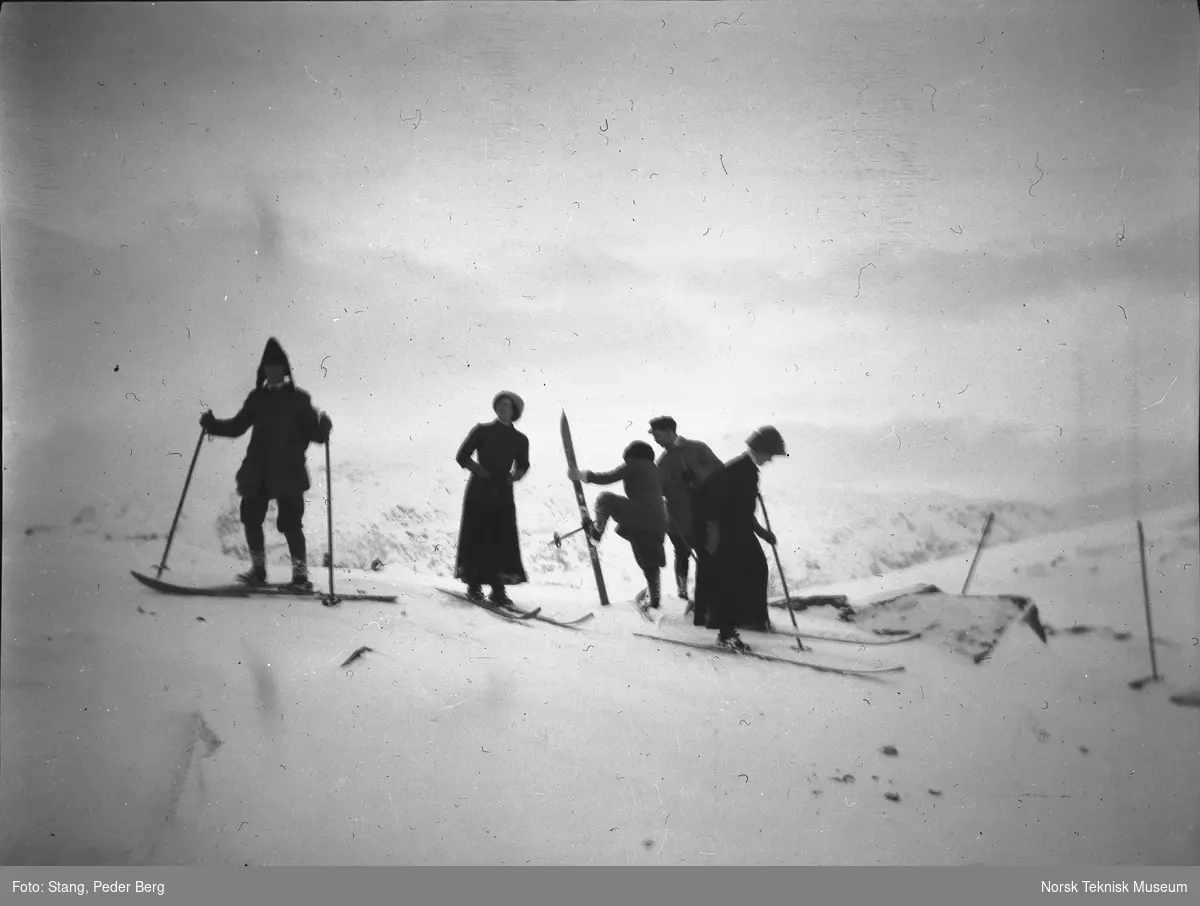 Skitur ved Rjukan, 2/2 1913 - Norsk Teknisk Museum / DigitaltMuseum