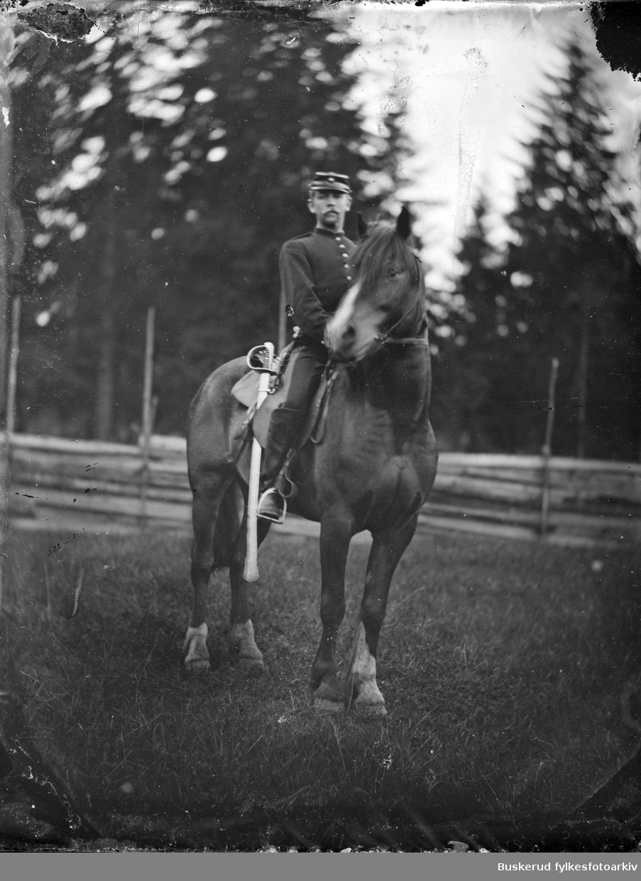 En militær med hest
ca. 1865