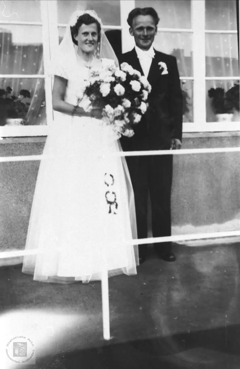 Brudeparet Maria Ramona og Gerald Fidje.