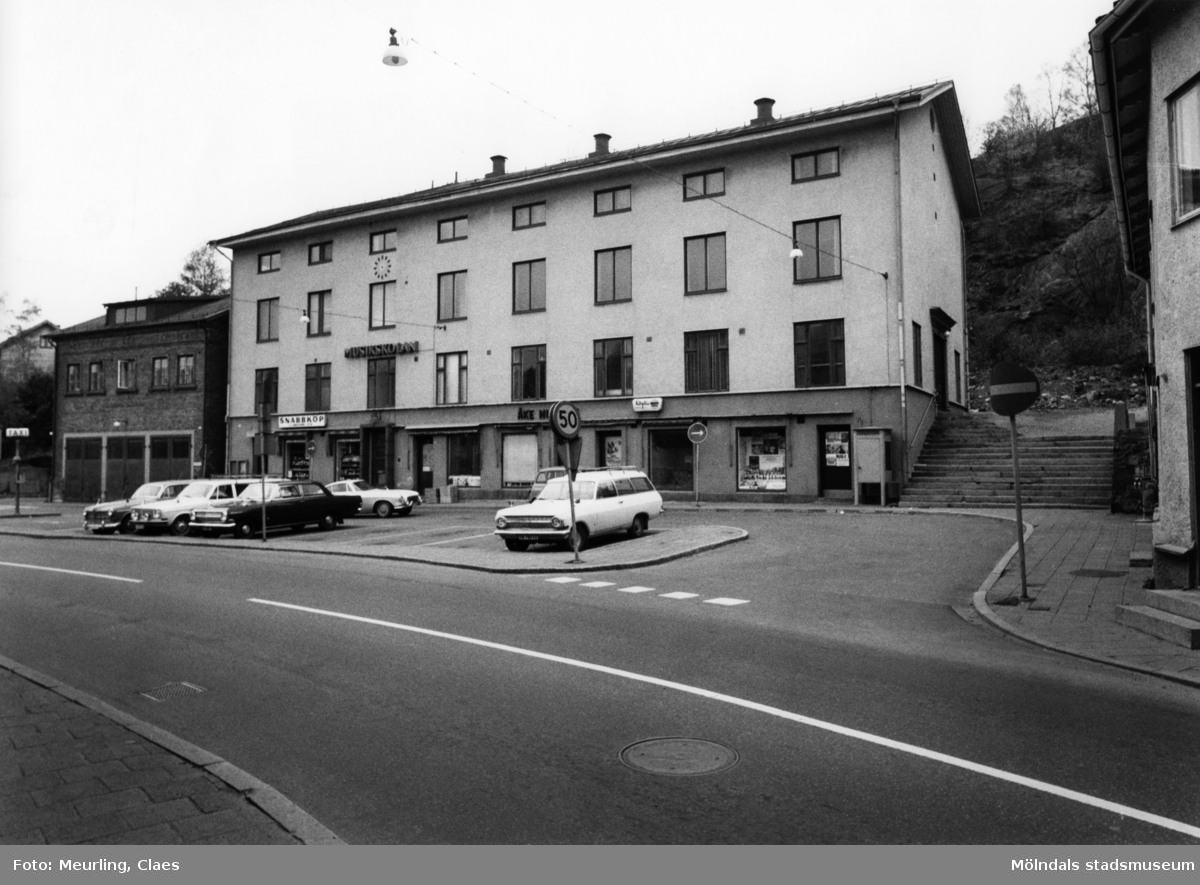 Musikskolan, f.d. Stadshuset, vid Gamla Torget 43, Mölndal 1973.
