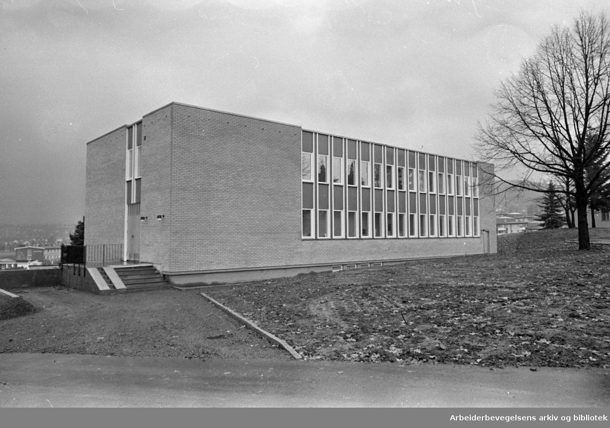 Aker sykehus.Verkstedbygget,.november 1967