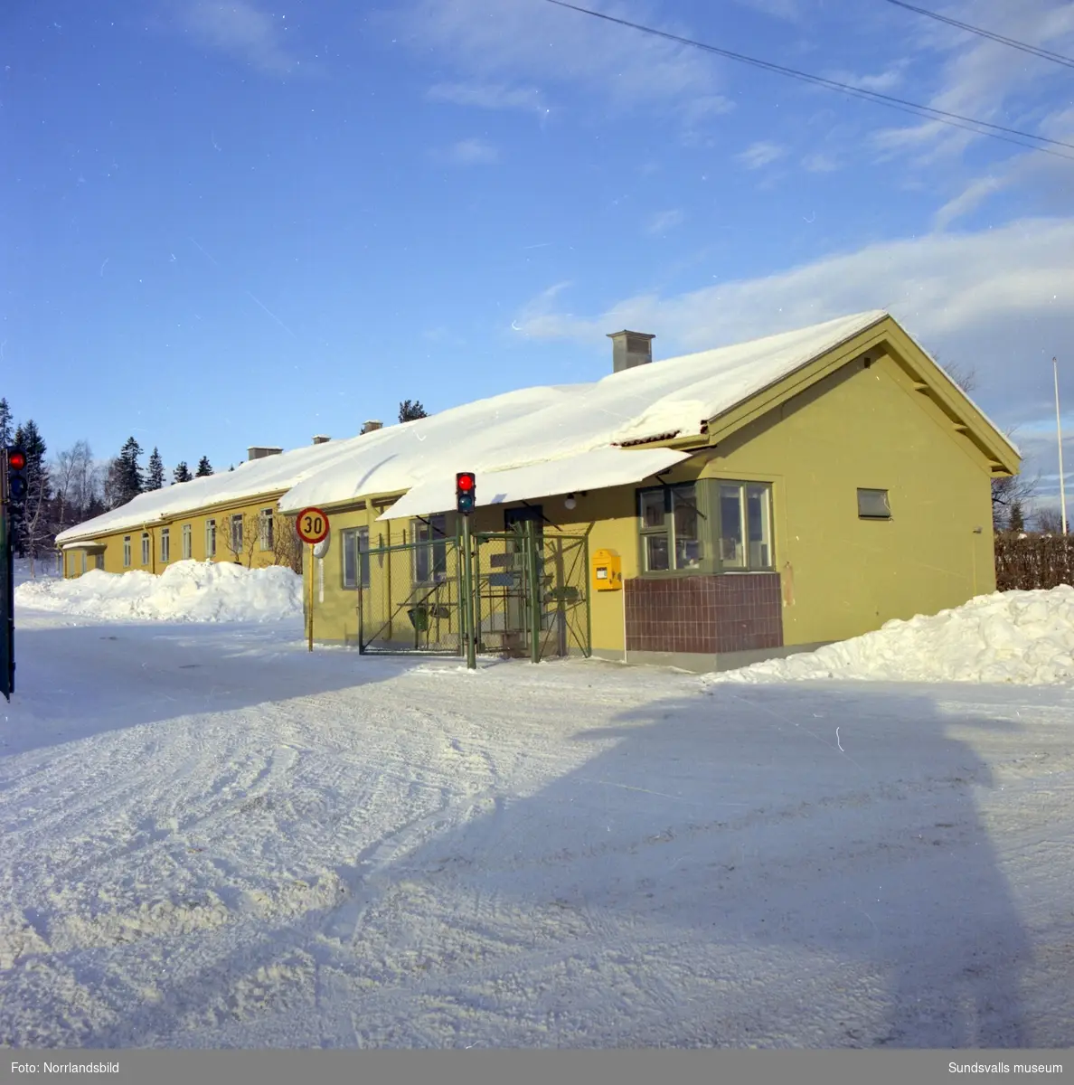 Exteriörbilder på byggnader vid Lv5 i Sundsvall. - Sundsvalls museum ...