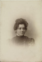 Rachel Helland (senere Grepp) (1879-1961), ca. 1900.