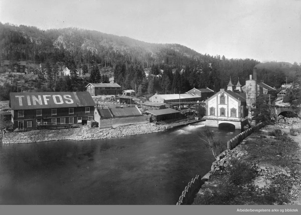 Tinfos Papirfabrik på Notodden, ca. 1915.