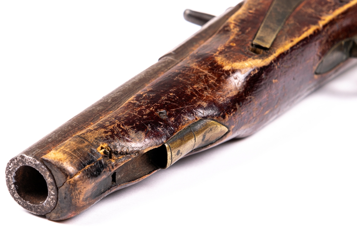 Pistol, mynningsladdare, 1800-talets början.