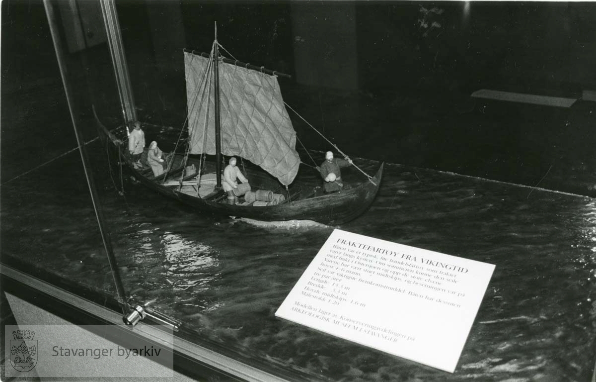 Fraktfartøy fra Vikingtida..På trykk i februarnummeret 1993