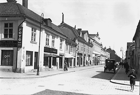 Stora gatan mot öster från Källgatan, Västerås.