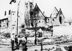 Utbombet kirke i Namsos ,etter bombingen i 1940.