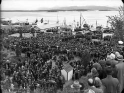"Frigjøring 1945"..Kongebesøk i Molde 26.08.1945..(se Oddbjø