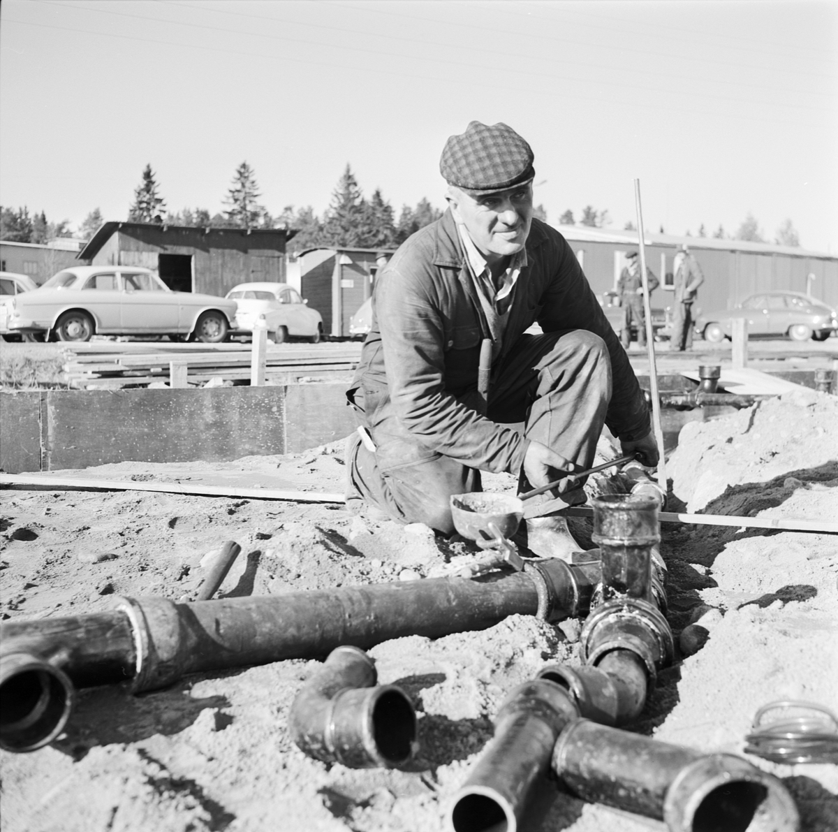 Anläggande av eluppvärmda hus i Skärplinge, Uppland 1968