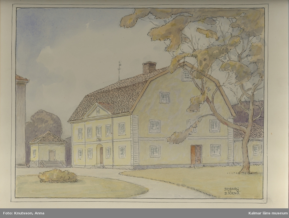 Motivet föreställer huvudbyggnaden på Björnö säteri, Åby socken i färgerna gult, brunt blått och grönt.