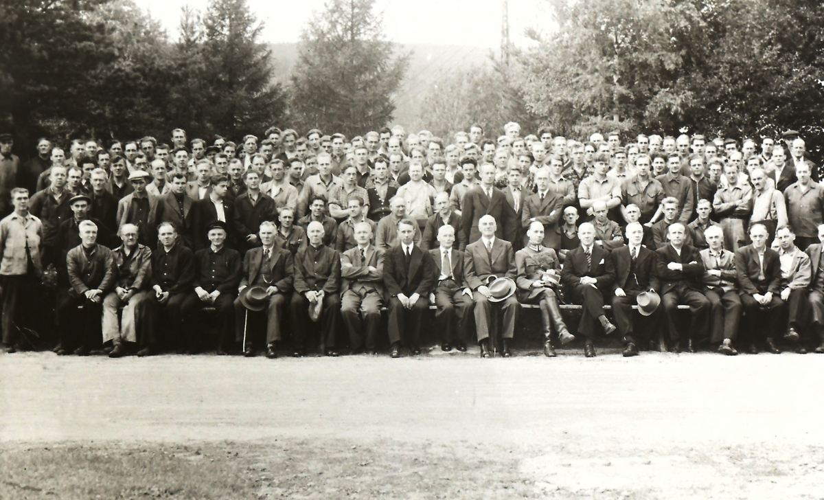 Kanonavdelingen ved KV, 17/8-1946.