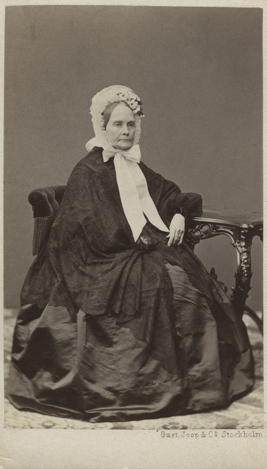 Regina Charlotta Tribler, född 1798-04-19 i Stockholm, död 1886-10-11 i Maria Magdalena. Bergsrådsänka.