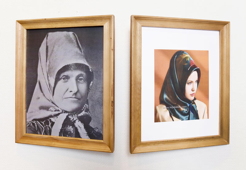 Fotografi fra utstillingen Solør-hijab vist på Kongsvinger museum.